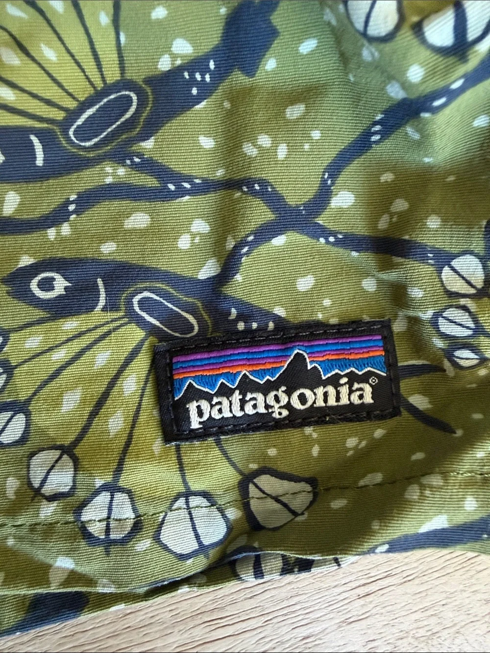 Patagonia boys medium